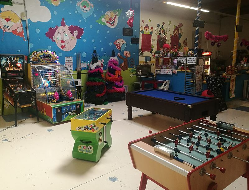 Resto/Détente Clownland Parc pour enfant
